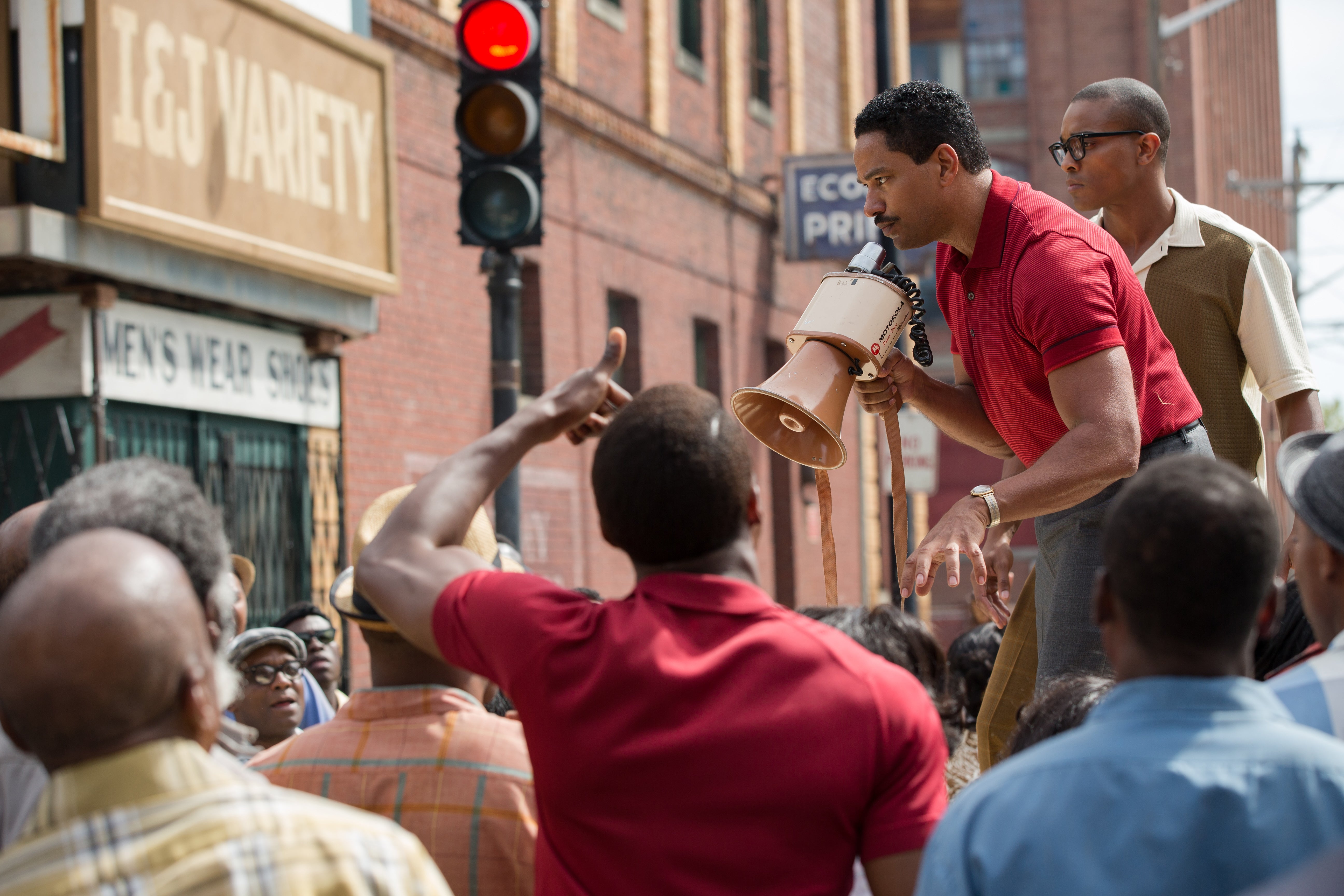 Laz Alonso Talks 'DETROIT,' New Film Depicting Unsolved 1967 Police Brutality Incident 
